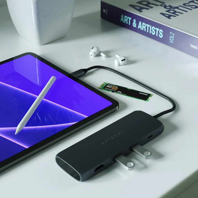 هاب 4 پورت USB-C/SSD ساتچی مدل HYBRID قابلیت نصب SSD هاب 4 پورت USB-C/SSD ساتچی مدل HYBRID قابلیت نصب SSD